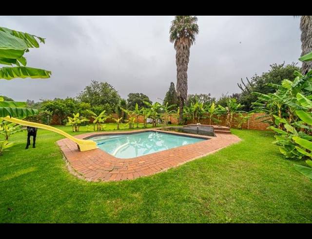 5 BEDROOM HOUSE FOR SALE IN KENLEAF